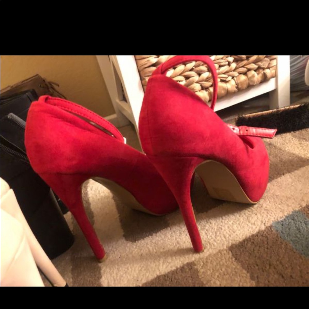 Women’s high heels